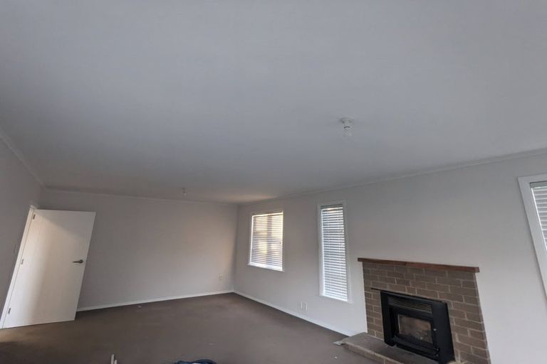 Photo of property in 19 Henry Street, Ebdentown, Upper Hutt, 5018