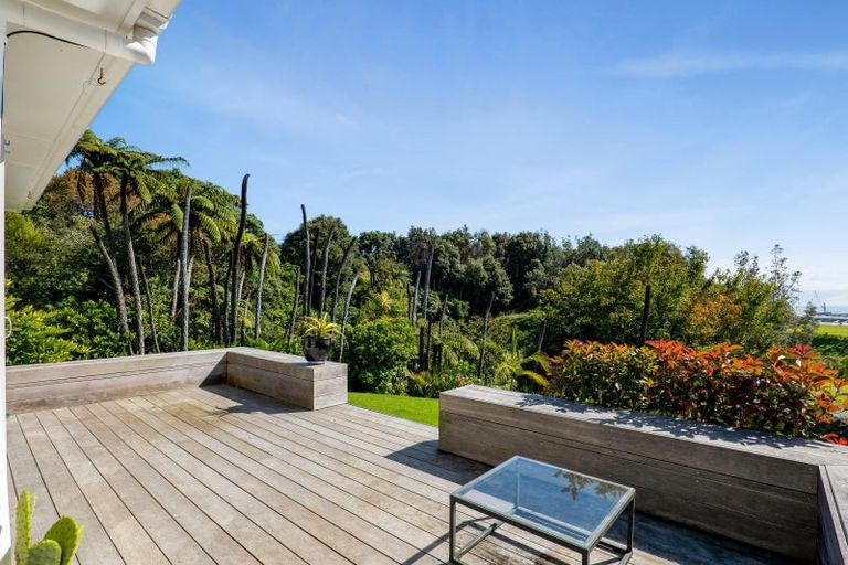 Photo of property in 76b South Road, Blagdon, New Plymouth, 4310