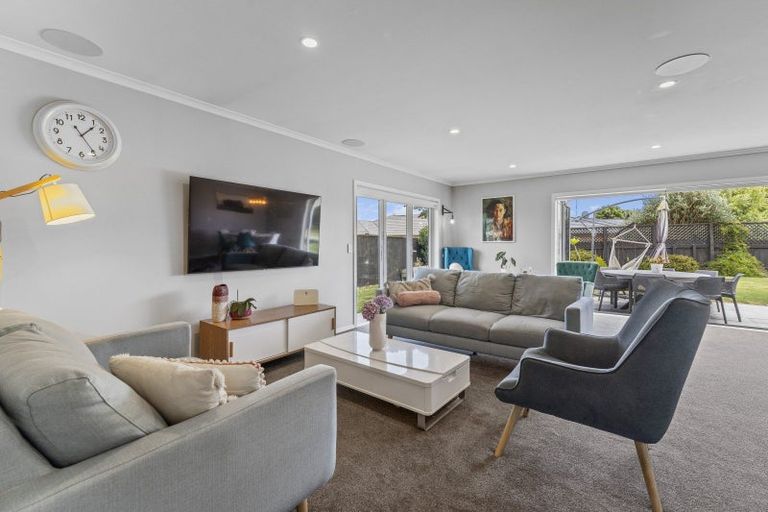 Photo of property in 15 Gallipoli Place, Paraparaumu, 5032