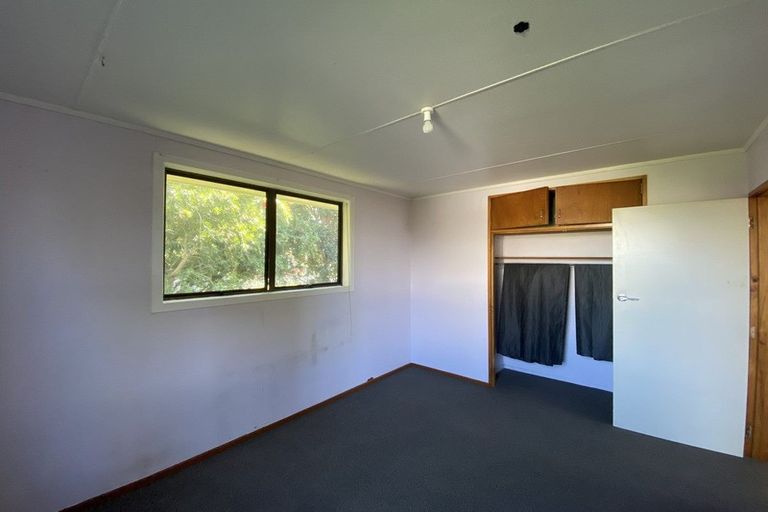 Photo of property in 20 Hamua Place, Waitara, 4320