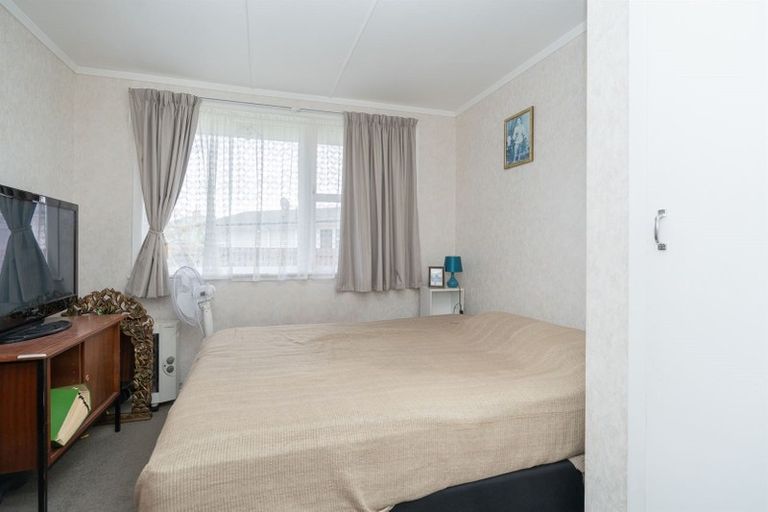 Photo of property in 6 Cricket Place, Melville, Hamilton, 3206