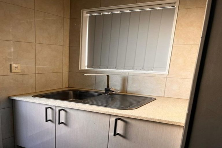 Photo of property in 75 Puhinui Road, Papatoetoe, Auckland, 2104