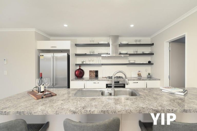 Photo of property in 38 Havana Rise, Grenada Village, Wellington, 6037