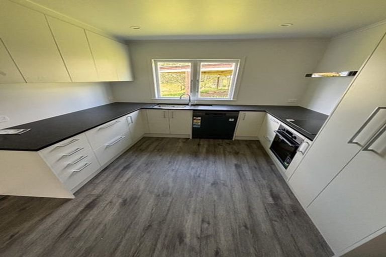 Photo of property in 57 Hanham Road, Kumeu, 0891