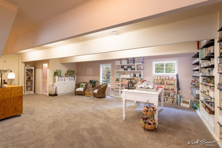 Photo of property in 13 Chichester Drive, Pinehaven, Upper Hutt, 5019