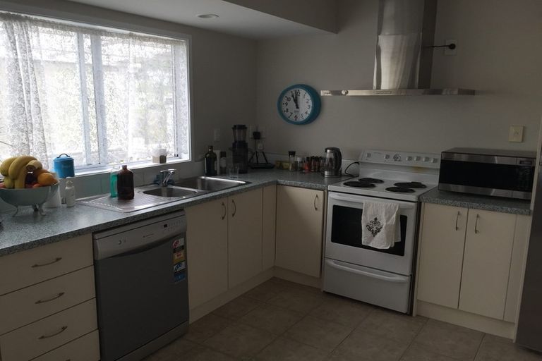 Photo of property in 1/172 Fisher Parade, Farm Cove, Auckland, 2012