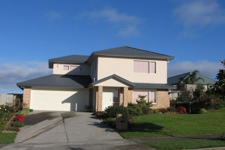 Photo of property in 20 Chieftain Rise, Goodwood Heights, Auckland, 2105
