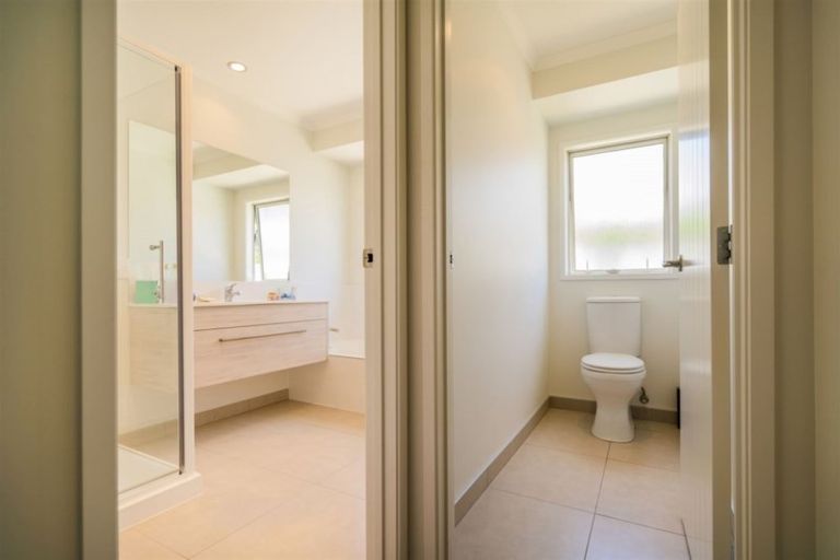 Photo of property in 21 Captain Wood Avenue, Whitianga, 3510