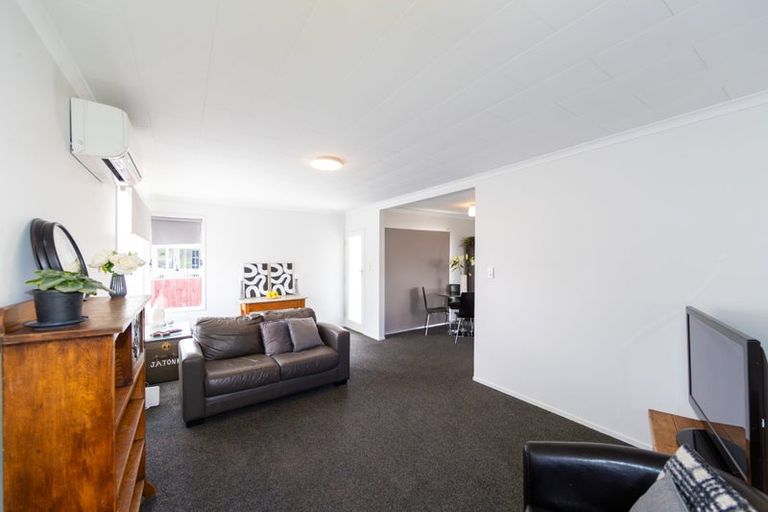 Photo of property in 1/508 Poplar Place, Akina, Hastings, 4122