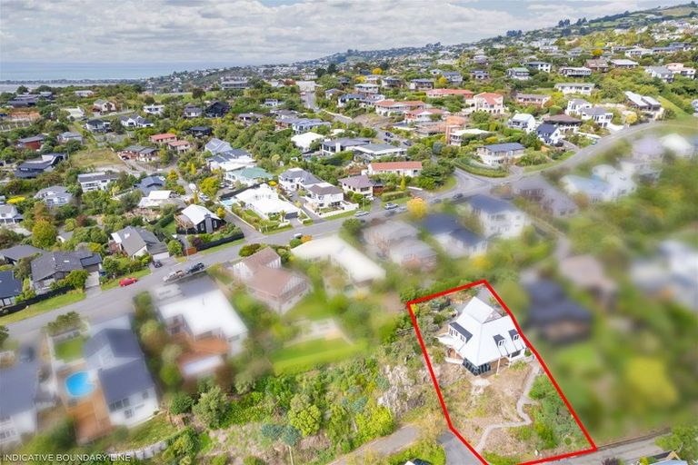 Photo of property in 2 Hobday Lane, Mount Pleasant, Christchurch, 8081