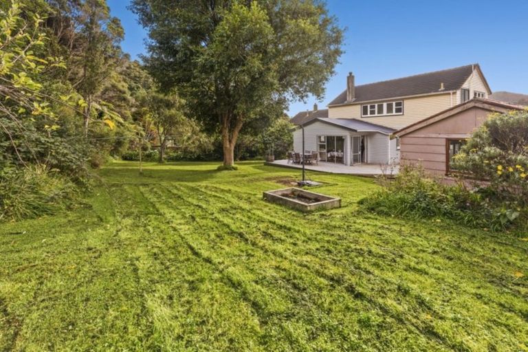 Photo of property in 12 Boyd Grove, Naenae, Lower Hutt, 5011