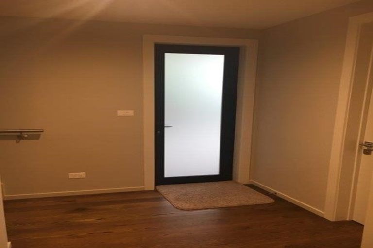 Photo of property in 3 Westview Road, Wanaka, 9305