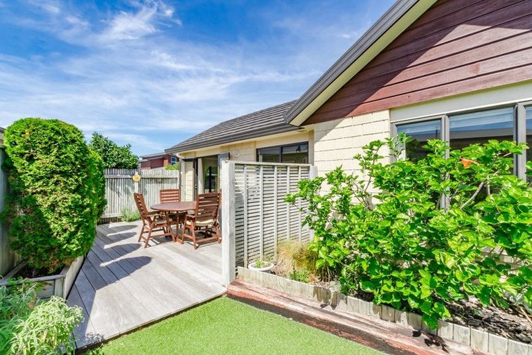 Photo of property in 23 Consort Close, Paraparaumu Beach, Paraparaumu, 5032