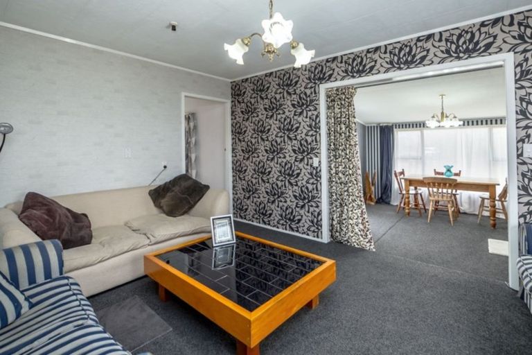 Photo of property in 44 Portland Road, Carterton, 5713