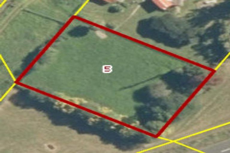 Photo of property in 5 Mania Road, Awakino, Mokau, 4376