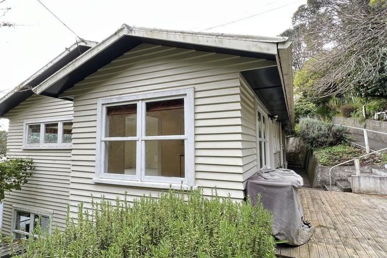 Photo of property in 23 Raroa Road, Kelburn, Wellington, 6012