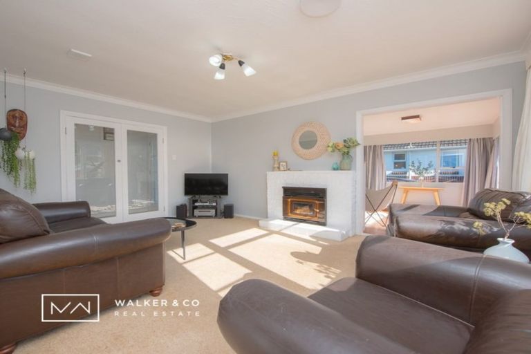 Photo of property in 4 Courtenay Road, Heretaunga, Upper Hutt, 5018