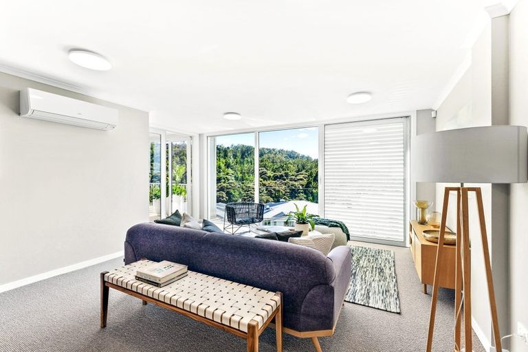 Photo of property in 186 Landmark Terrace, Orewa, 0931