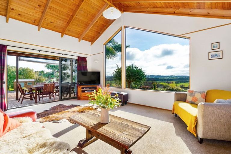 Photo of property in 502 Matarau Road, Ruatangata West, Kamo, 0185