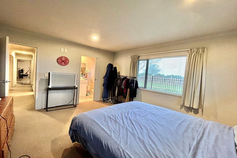 Photo of property in 3 Mcnaughton Place, Onekawa, Napier, 4110