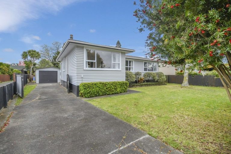 Photo of property in 18 Brightwell Street, Papakura, 2110