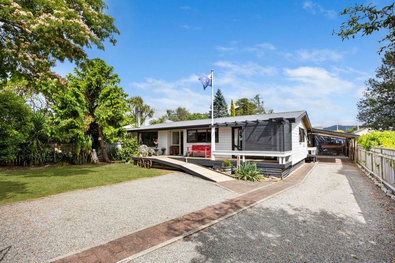 Photo of property in 210 Main Street, Greytown, 5712