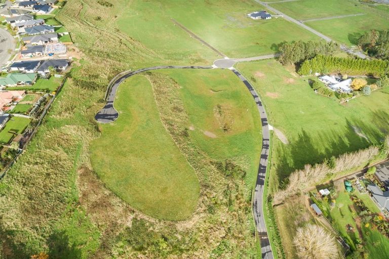 Photo of property in 29 Tuscany Way, Fitzherbert, 4410