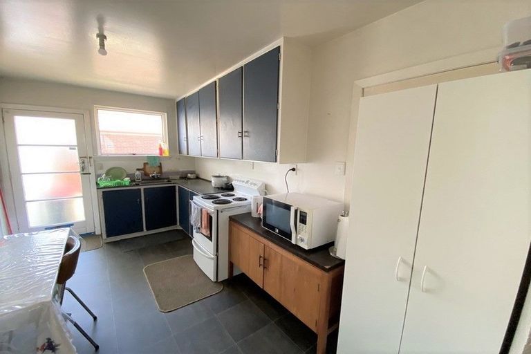 Photo of property in 2/364 Worcester Street, Linwood, Christchurch, 8011
