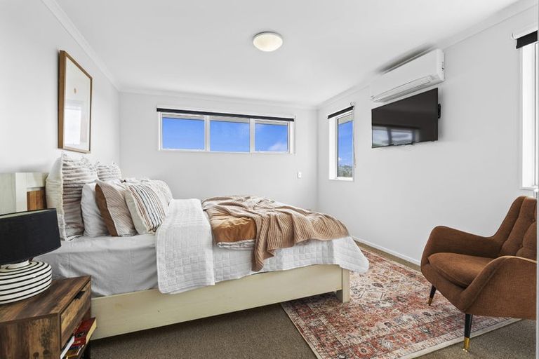 Photo of property in 10 Bloomfield Rise, Stanmore Bay, Whangaparaoa, 0932