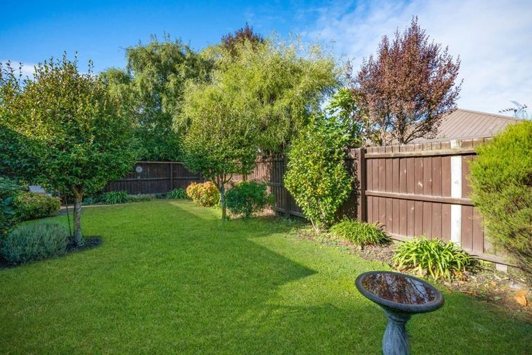 Photo of property in 2/16 James K Baxter Place, Addington, Christchurch, 8024