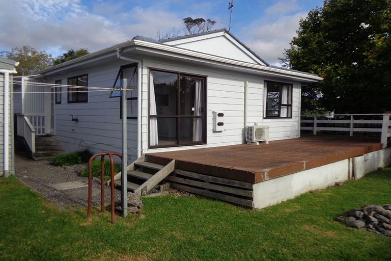 Photo of property in 12 Hamblyn Place, Ranui, Auckland, 0612