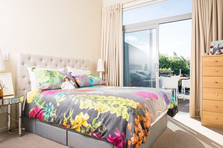 Photo of property in 29e Wai-iti Crescent, Woburn, Lower Hutt, 5010