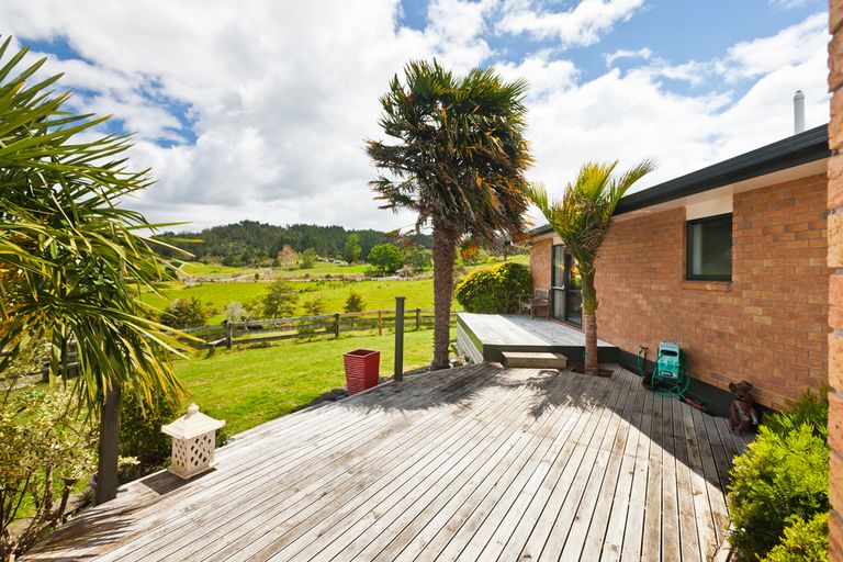 Photo of property in 172 Old Parua Bay Road, Abbey Caves, Whangarei, 0175