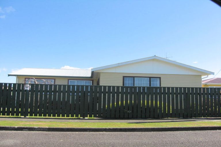 Photo of property in 3 Ascot Street, Levin, 5510