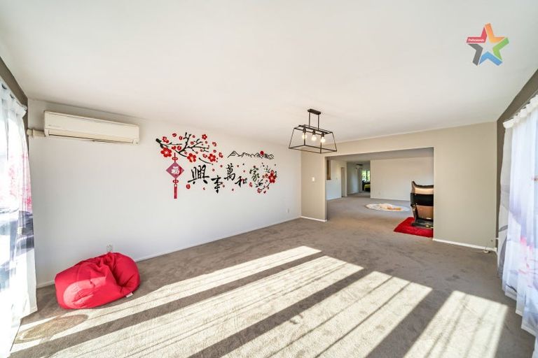 Photo of property in 285 Maungaraki Road, Maungaraki, Lower Hutt, 5010