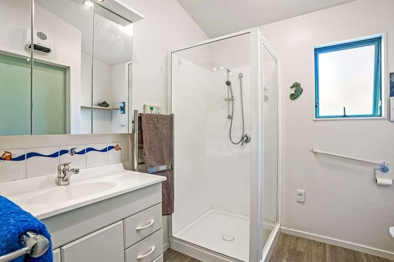 Photo of property in 8b Te Papau Crescent, Diamond Harbour, 8972