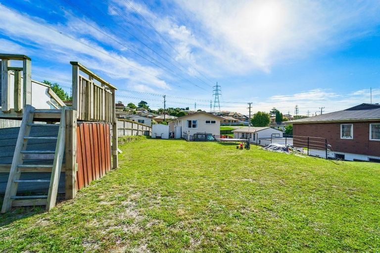 Photo of property in 238 Triangle Road, Massey, Auckland, 0614