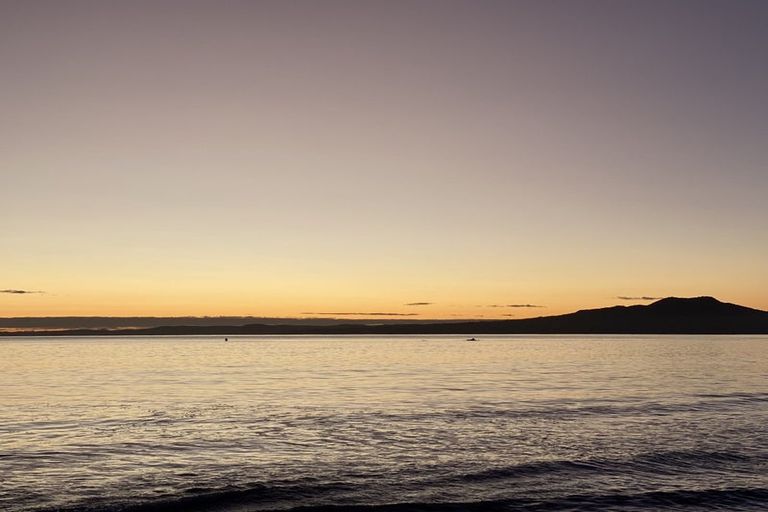 Photo of property in 9 Prestige Place, Castor Bay, Auckland, 0620