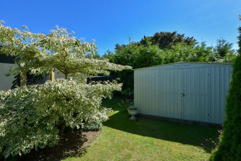 Photo of property in 60 Charles Street, Carterton, 5713