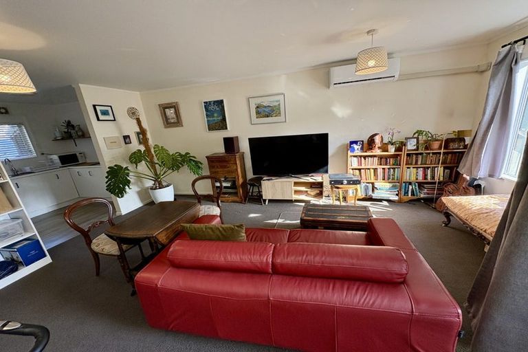 Photo of property in 2/55 Hamilton Road, Hataitai, Wellington, 6021