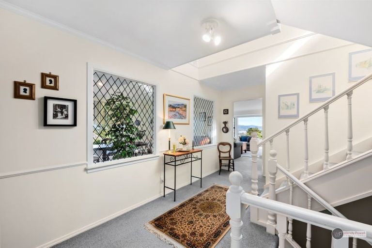 Photo of property in 94 Viewmont Drive, Harbour View, Lower Hutt, 5010