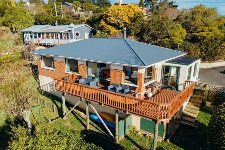 Photo of property in 21 District Road, Roseneath, Port Chalmers, 9023