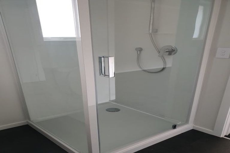 Photo of property in 115a Bell Road, Waiwhetu, Lower Hutt, 5010