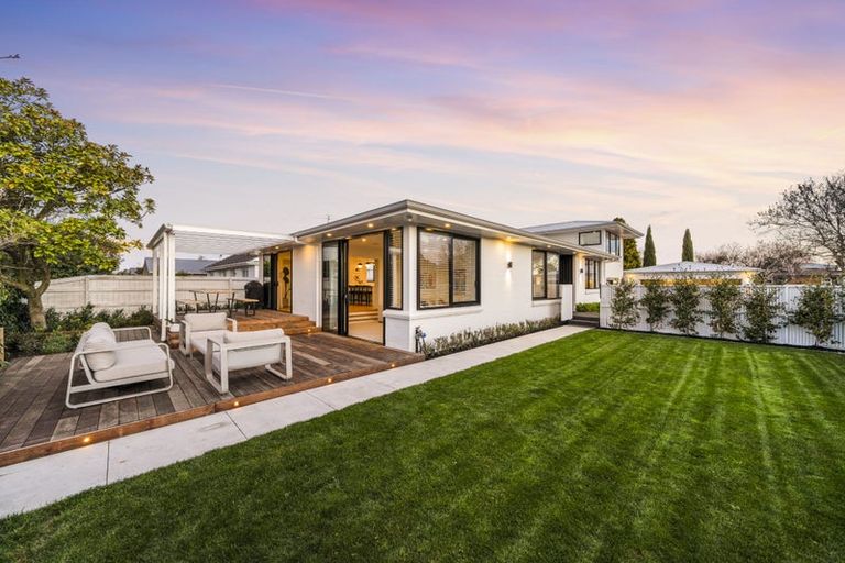 Photo of property in 23 Birkenhead Street, Avonhead, Christchurch, 8042