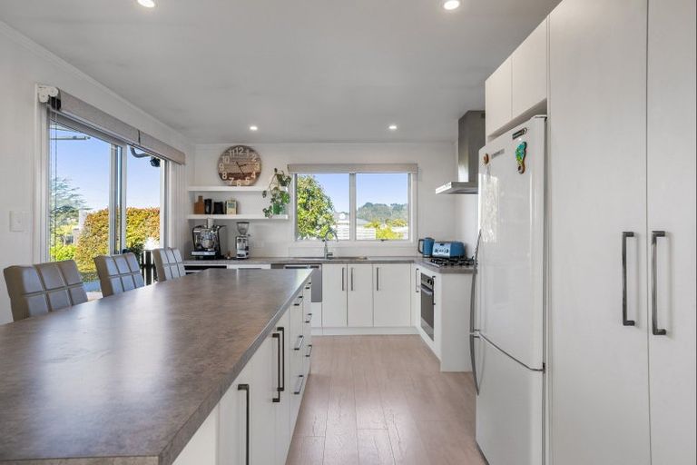Photo of property in 203 Tui Road, Whangamata, 3620