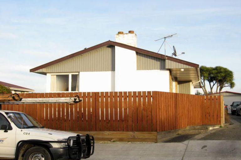 Photo of property in 21 Dumbarton Place, Strathern, Invercargill, 9812