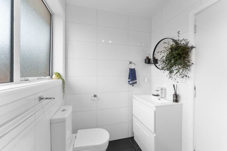 Photo of property in 3/29 Heywood Terrace, Richmond, Christchurch, 8013