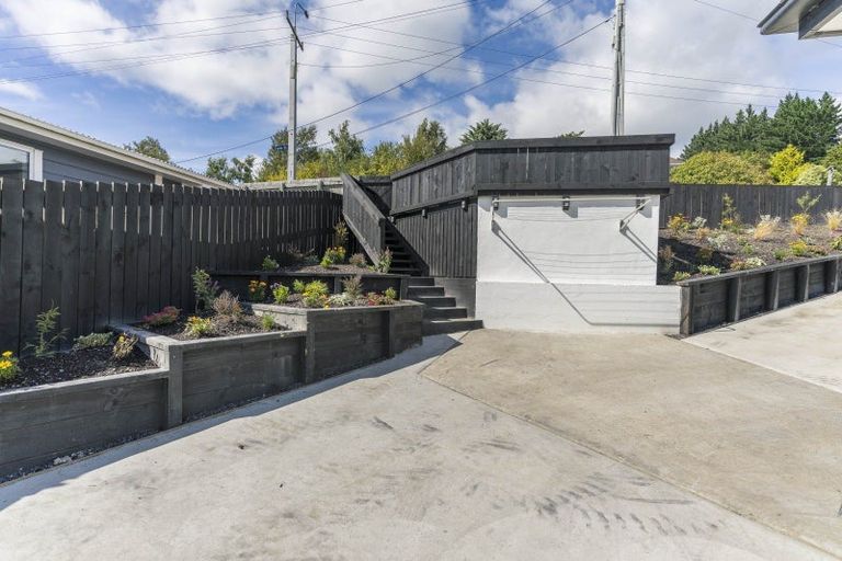 Photo of property in 21 Braeside, Kinmont Park, Mosgiel, 9024