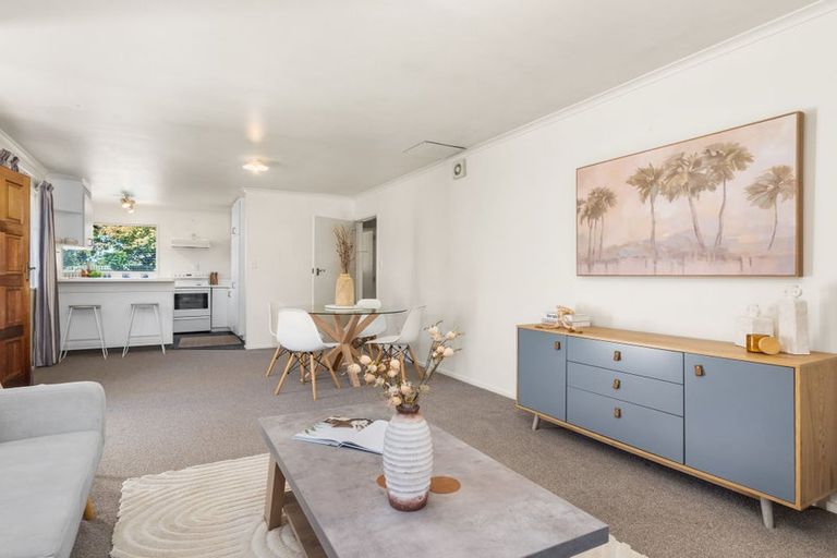 Photo of property in 151 Yaldhurst Road, Sockburn, Christchurch, 8042