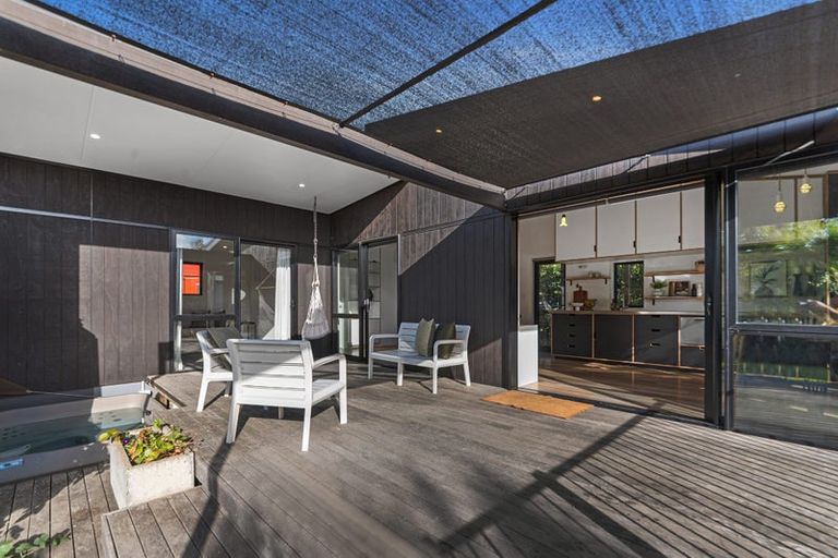 Photo of property in 123 Clarendon Terrace, Woolston, Christchurch, 8023